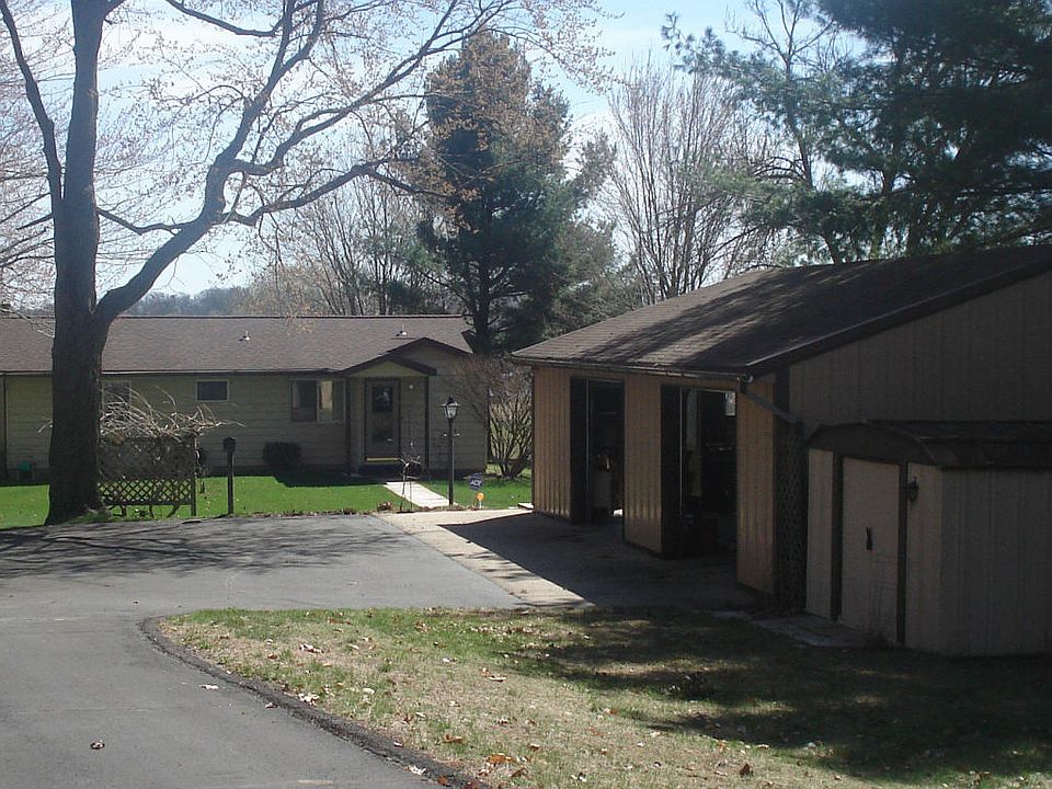 1st image of 15380 Meddler Ave