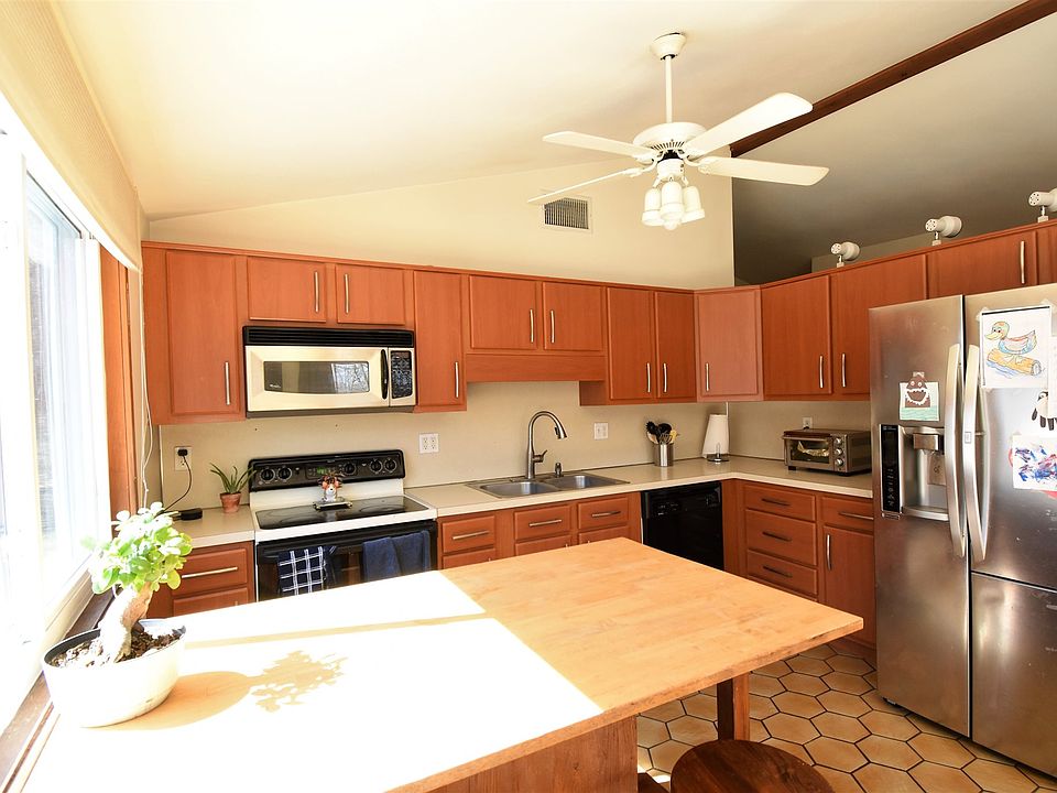 3 Jewell Lane, Derry, NH 03038  Zillow