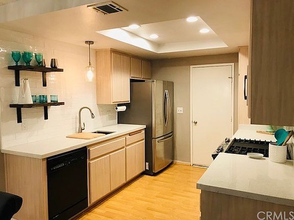 3rd image of 2061 W Redlands Blvd APT 15B