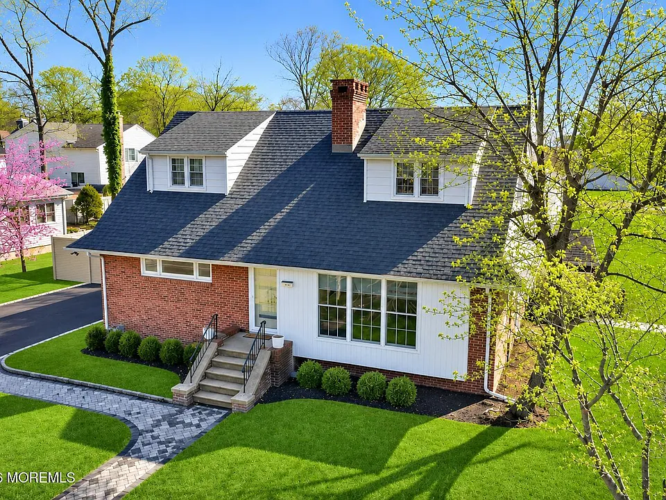 227 Chatham Ave