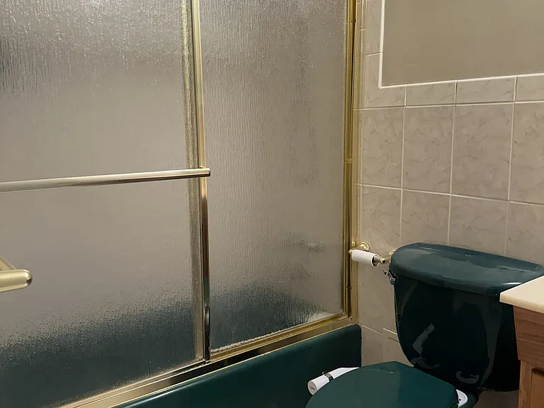 Main bathroom attached to bedroom