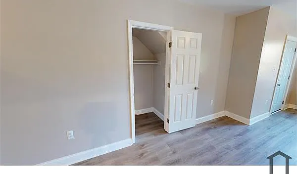 2 bed, $1,752 — Photo 4