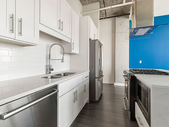 2nd image of 50 E 16th St Unit 1315