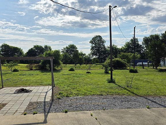 4th image of 79 County Road 1461