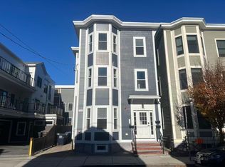 19 Plymouth St #1, Cambridge, MA 02141