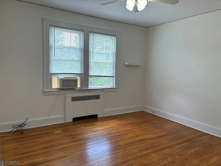 36 Walnut St — Photo 5