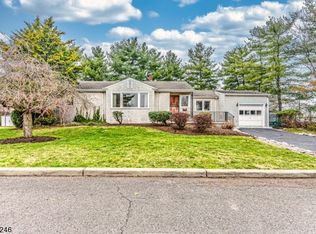 120 Washington Pl, Somerville, NJ 08876