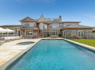 42 Crestview Ln, Sag Harbor, NY 11963
