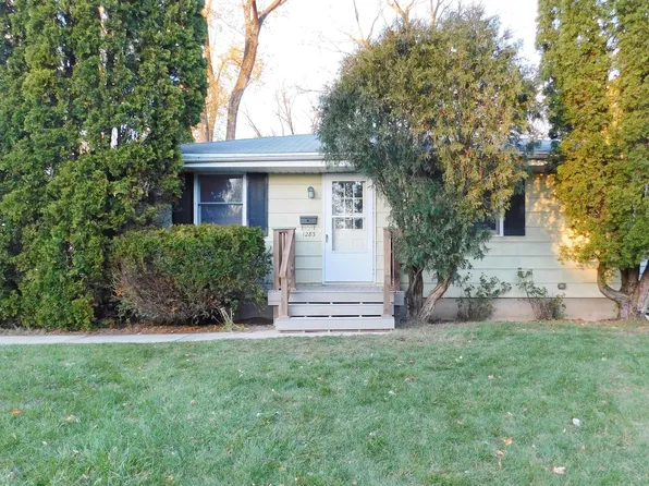 1283 McCormick St, Green Bay, WI 54301