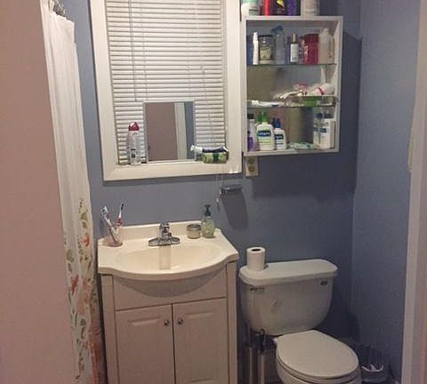 5th image of 2572 N Lincoln Ave #202