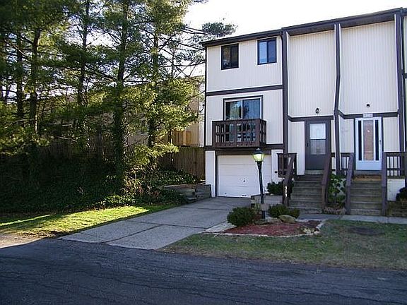 2nd image of 313 Parkwood Dr