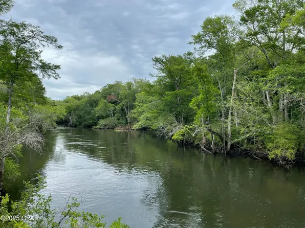 2839 Highway 79, Vernon, FL 32462