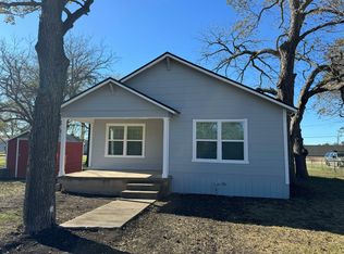 206 Avenue B, Moody, TX 76557