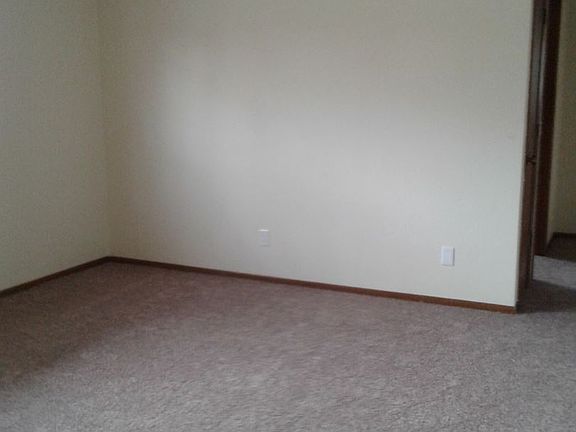 3rd image of 5121 25th Avenue Ct APT 1