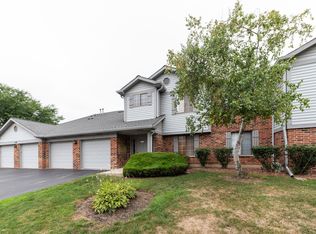 1514 Partridge Ln #1, Arlington Heights, IL 60004