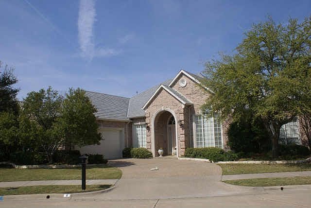 1st image of 8 Mission Hills Dr