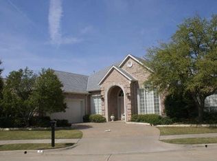 8 Mission Hills Dr, Frisco, TX 75034
