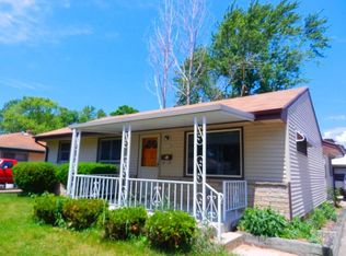 10420 W Harvest Ln, Milwaukee, WI 53225