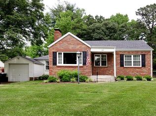 549 Cannonbury Dr, Saint Louis, MO 63119