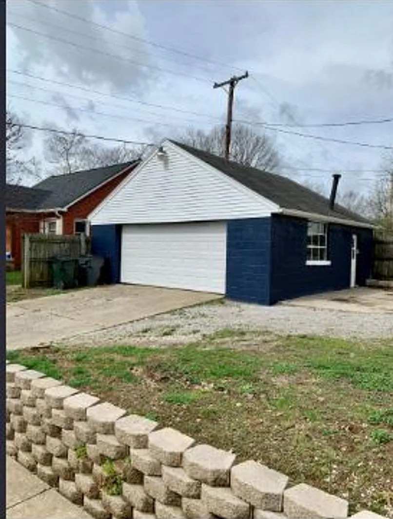 Cozy 4 bedroom 2 Bath home in Lexington KY — Photo 4