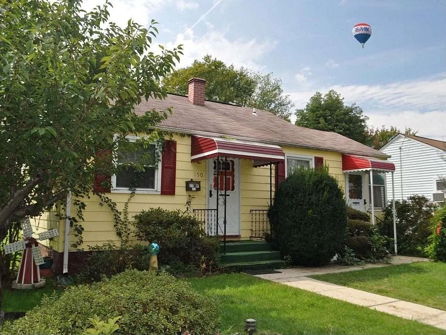 150 E Deen Ave photo 1