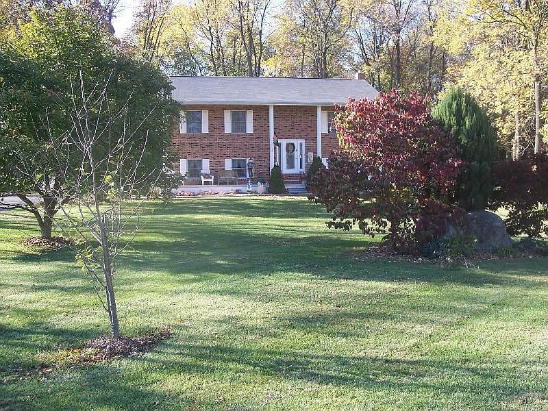 2nd image of 279 Chenoweth Dr