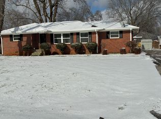 922 Glenwood Dr, Murfreesboro, TN 37129