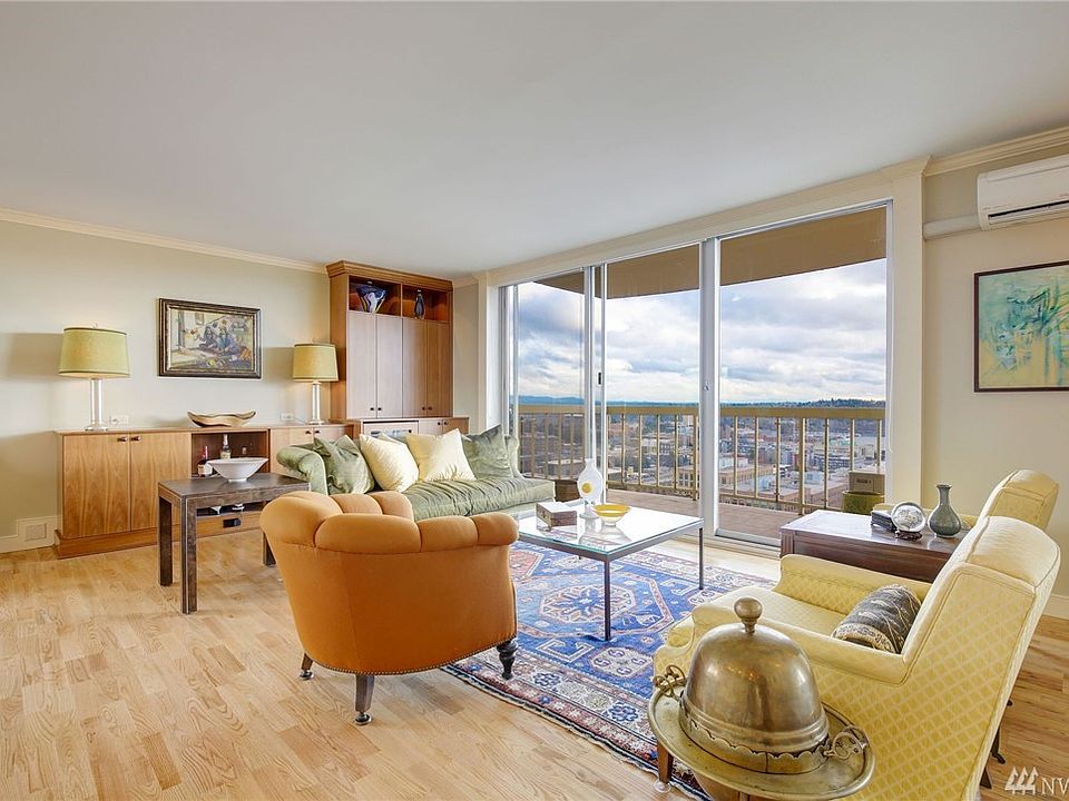 1st image of 4540 8th Ave NE APT 1806