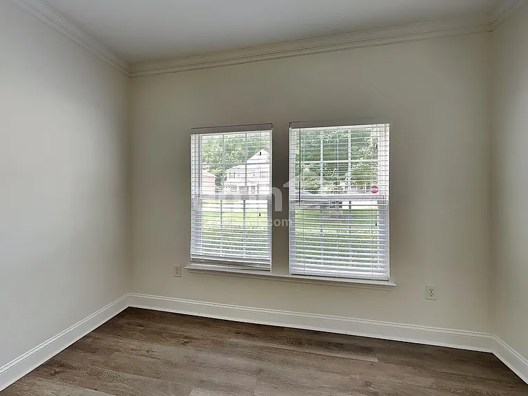 6134 Brightstar Valley Rd — Photo 8