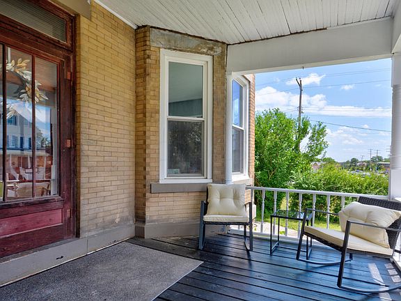 3rd image of 1398 E Long St