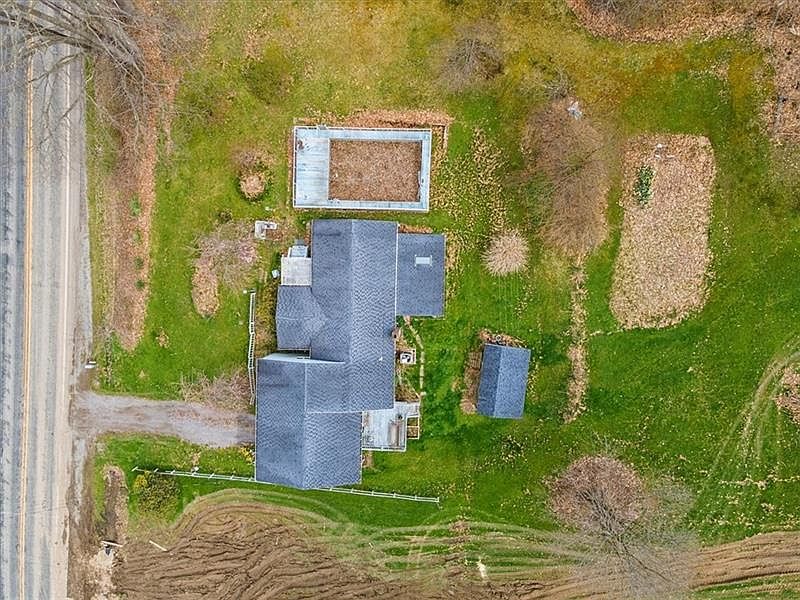 1574 Harbor Edinburg Rd, Edinburg, PA 16116 Zillow