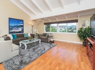 1011 Kaluanui Rd, Honolulu, HI 96825