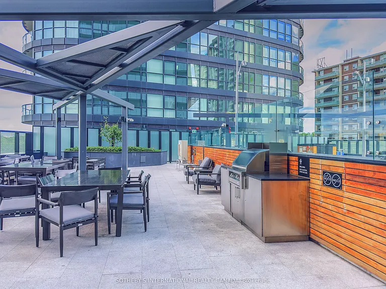 585 Bloor St E #4022 — Photo 33