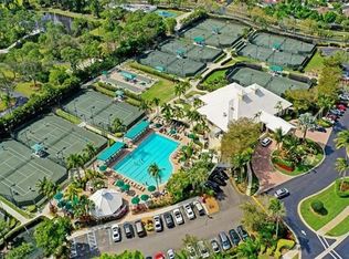 1360 Sweetwater Cv UNIT 102, Naples, FL 34110