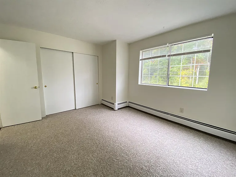 383 Huse Rd #9 — Photo 22