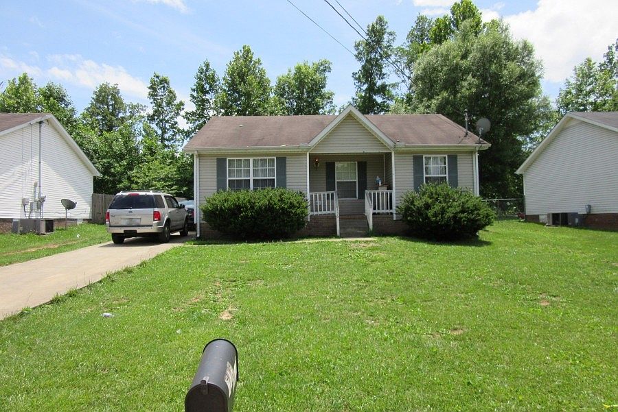 1st image of 436 Terrier Way