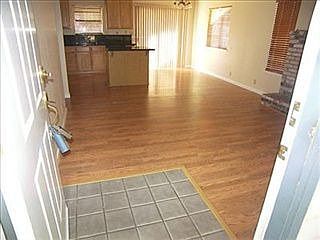 1st image of 3906 Townsend Ave