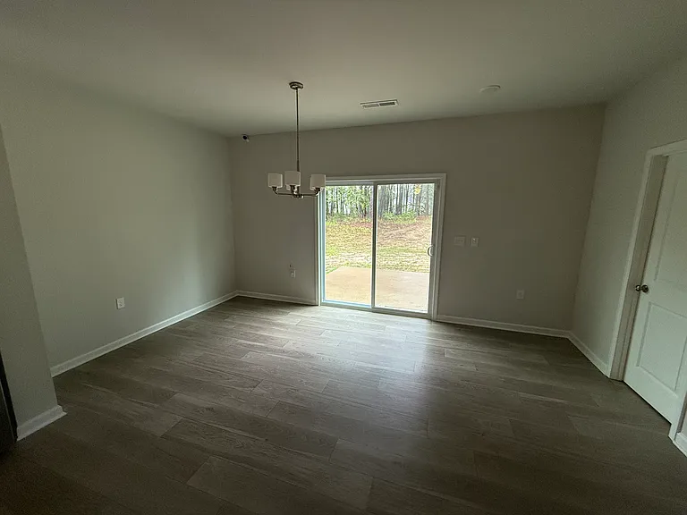 286 Beacon Hill Rd — Photo 5