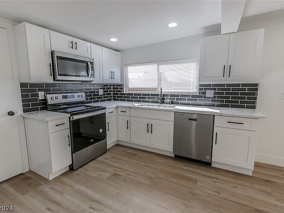 5th image of 5155 Blanton Dr