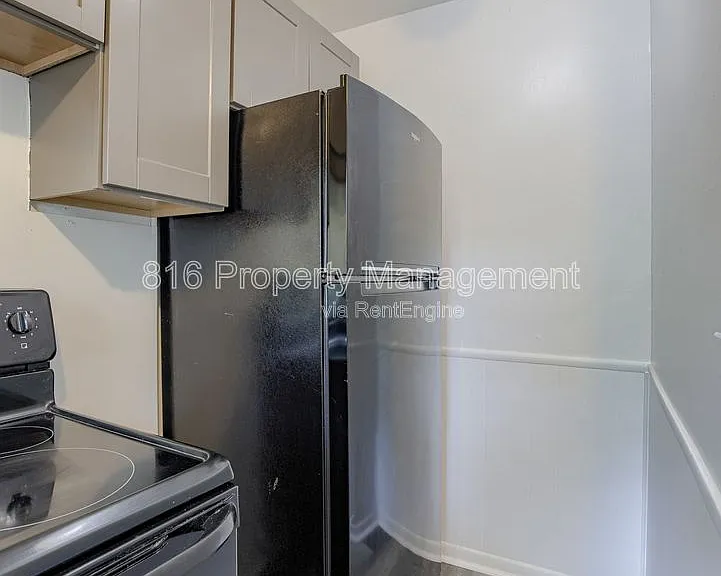 10009 Hardesty Ave — Photo 8