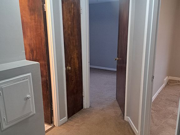 4th image of 242 Parkridge Ave Floor 2