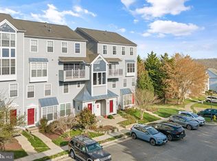 11712 Tolson Pl APT 304, Woodbridge, VA