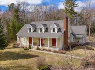 34 Cortland Rd, Freeport, ME 04032