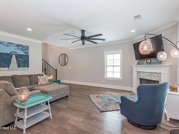 2nd image of 4318 Piland Park Cv