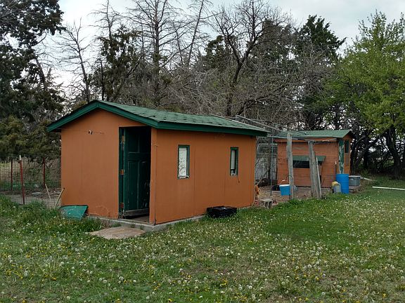Dog kennel and Chicken coop