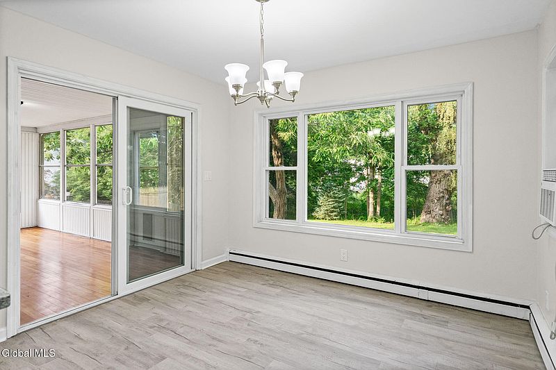 5th image of 2 Maple Terrace