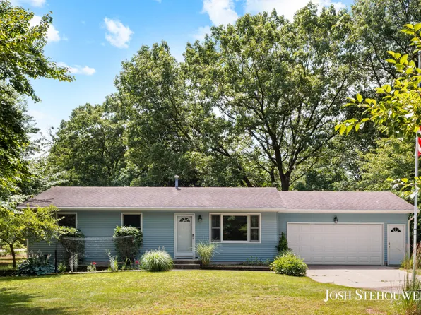 3776 Golf Circle Ct, Dorr, MI 49323