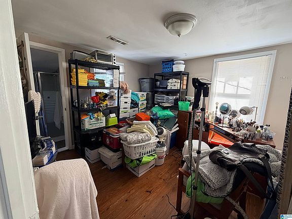 2nd image of 6416 Woodberry Ln