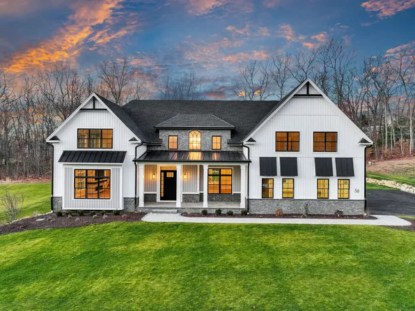 56 Windsor Court, Avon, CT 06001
