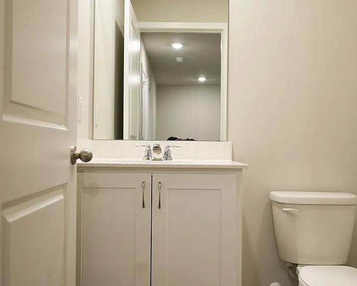 3219 NW Cedarwood Ln — Photo 15